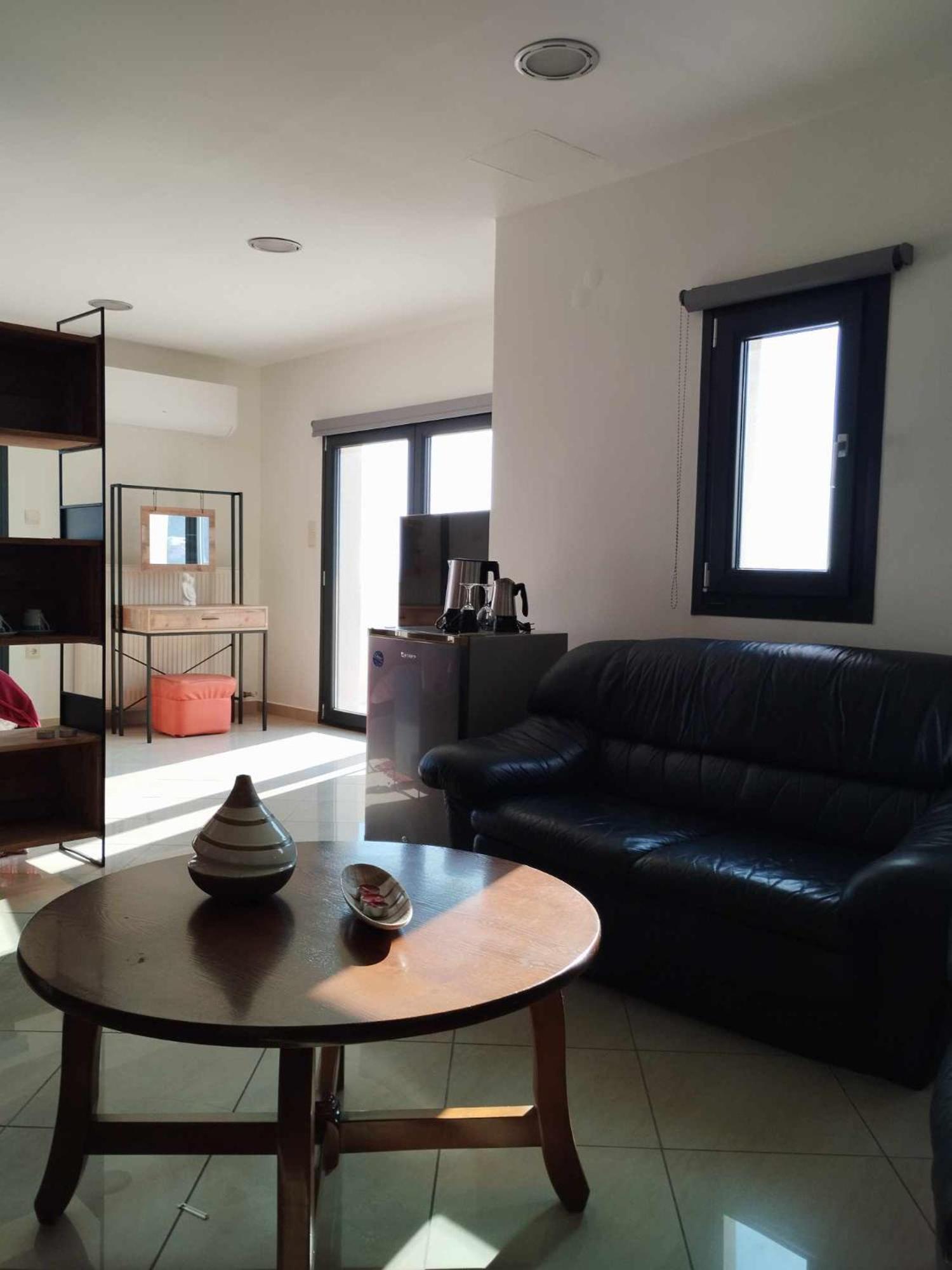 Appartement Nest & Nook à Chios Town Extérieur photo