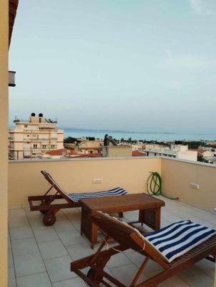 Appartement Nest & Nook à Chios Town Extérieur photo